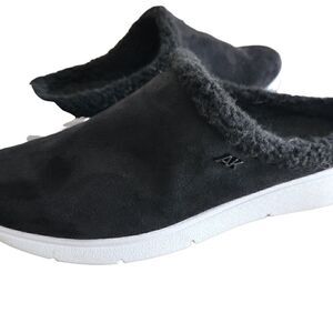 Anne Klein Sport Black Slip on Sneakers